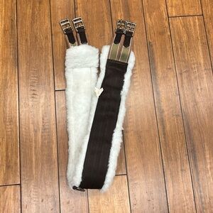 Dover Saddlery Fleece Girth Size: 54”